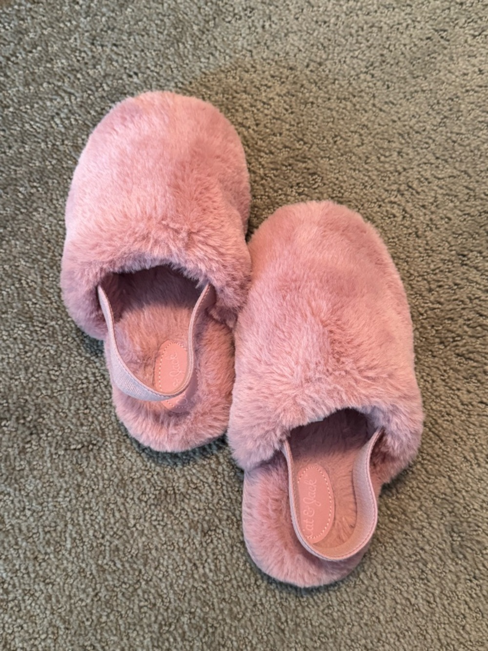 Cat & Jack Pink Fuzzy Slippers Girls Size 11/12 | Cozy Plush House Shoes